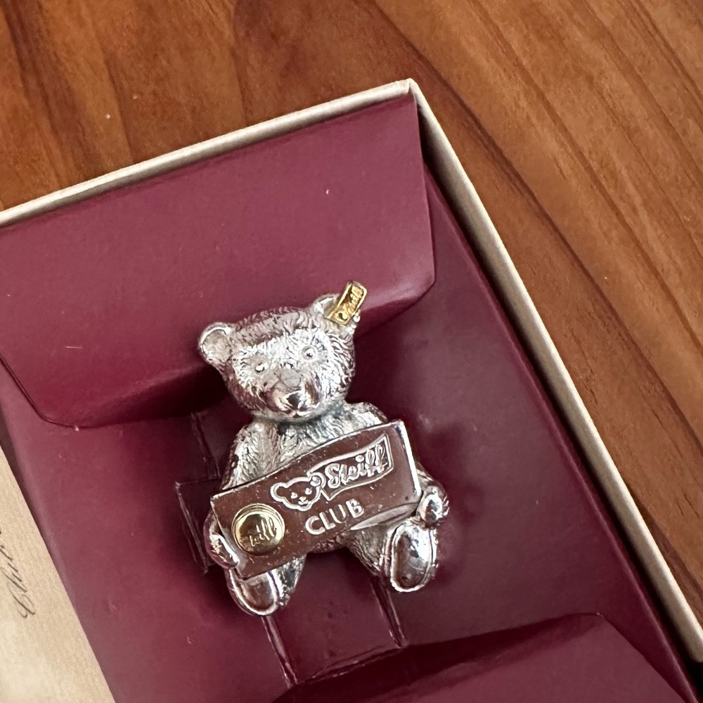 Vintage Steiff Club Teddy Bear PIN Brooch Steiff - Picture 3 of 5